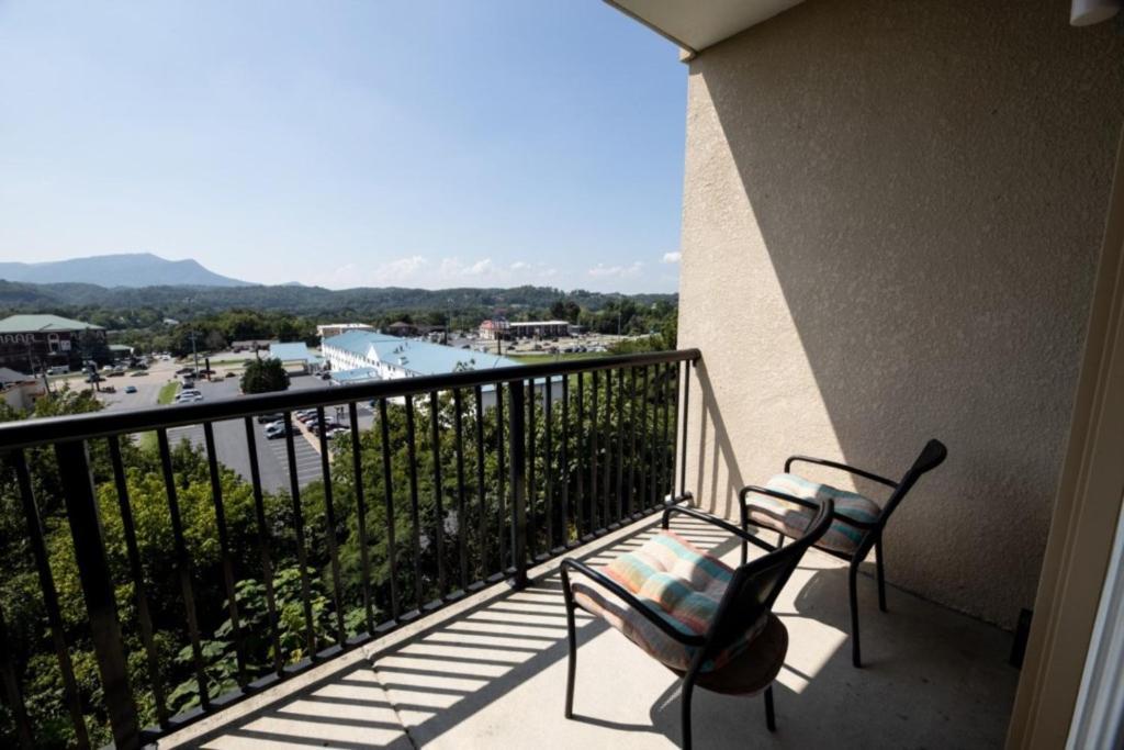 Mvc - Unit 1302 - The Cove Apartment พิเจนฟอร์จ ภายนอก รูปภาพ